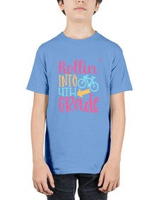 rollin into fourth grade 777# - fourth grade - Youth Tee Unisex