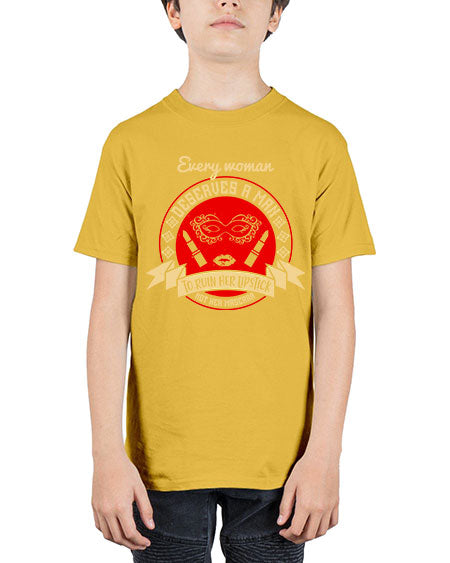 Every woman deserves a man to ruin her lipstick not her mascara Style 212# - beauty - fashion - Youth Tee Unisex