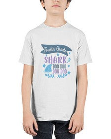 Fourth grade shark doo doo doo doo 197# - fourth grade - Youth Tee Unisex