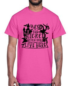 yes the wicked witch does live here 2#- witch- Cotton Tee