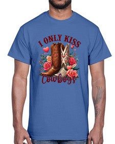 i only kiss cowboys howdy boot 594#- western- Cotton Tee