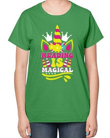 reading is magical 366# - unicorn-  Ladies T-Shirt