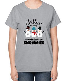 kindergarten snowmies 434# - kindergarten-  Ladies T-Shirt