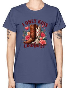 i only kiss cowboys howdy boot 594# - western -  Missy T-Shirt
