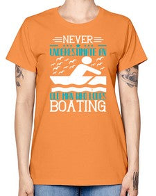 Never underestimate an old man who loves Boating 31# - boats -  Missy T-Shirt