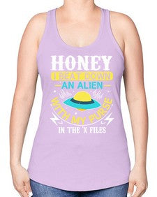 Honey i beat down an alien 4# - ufo -Racerback Tank